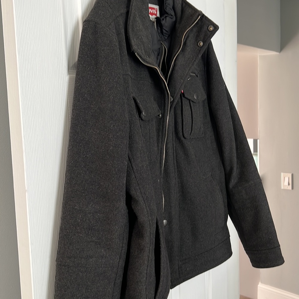 Levis Jacket - Picture 2 of 3